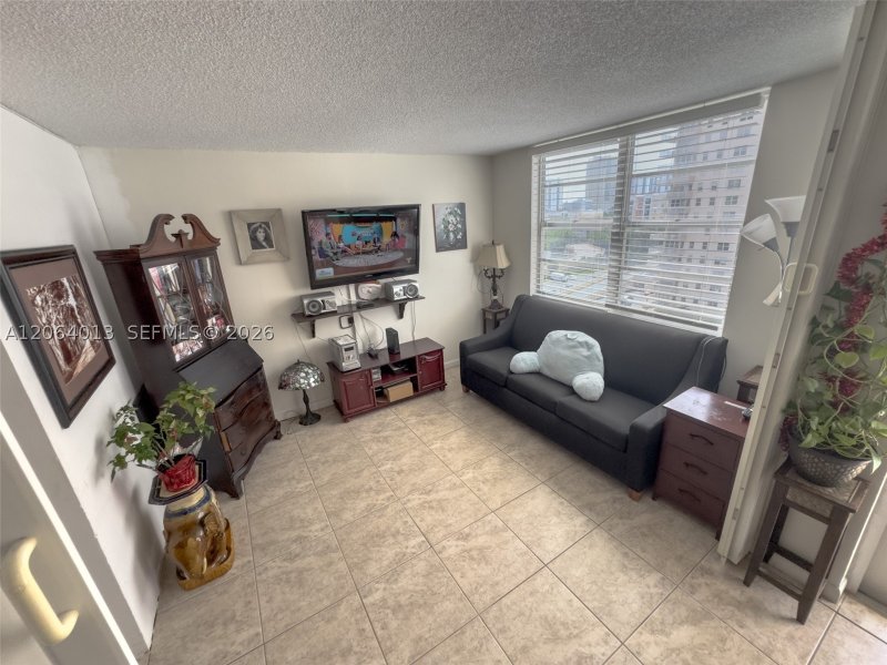 Comprar apartamento en Winston Towers 808