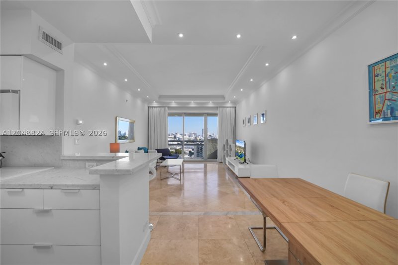 Apartment for rent at Flamingo 1512S