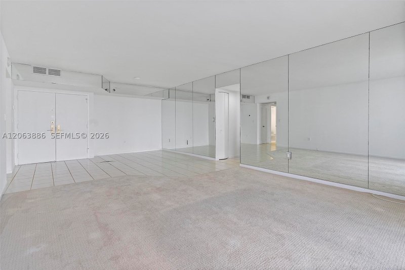 Condo for sale at Nine Island Avenue 2306