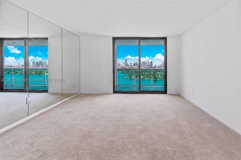 Condo for sale at Nine Island Avenue 2306