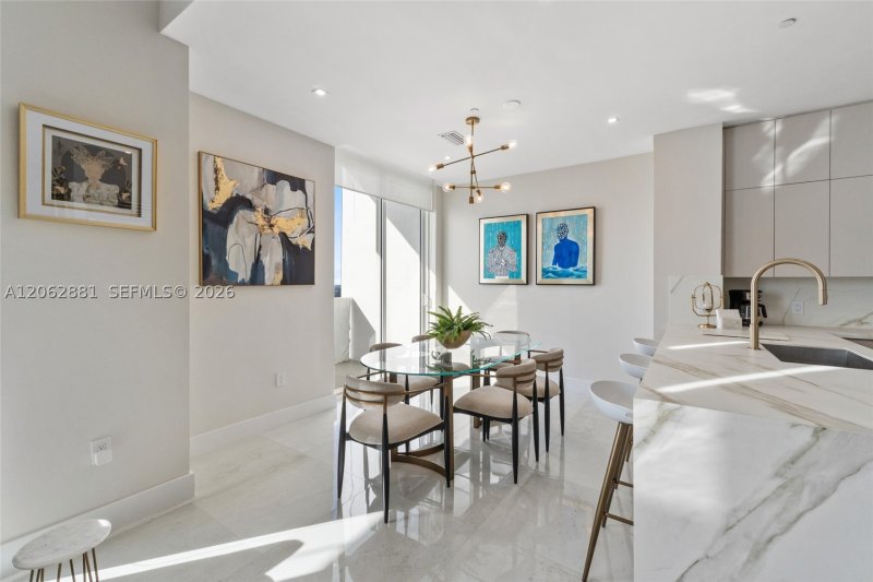 Apartment for rent at The Plaza Tower I 5507
