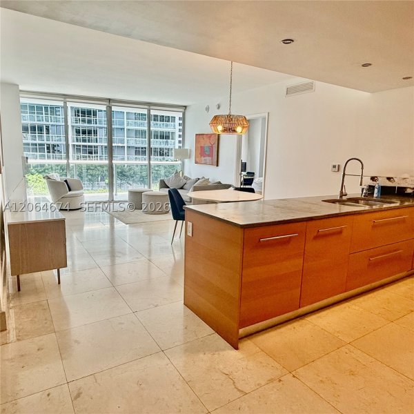 Comprar apartamento no Icon Brickell Tower I 1609