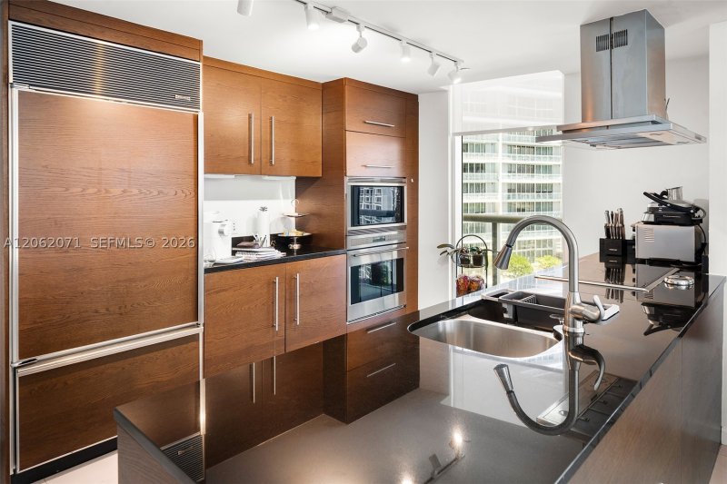 Alquiler de apartamento en Icon Brickell Tower II 1802