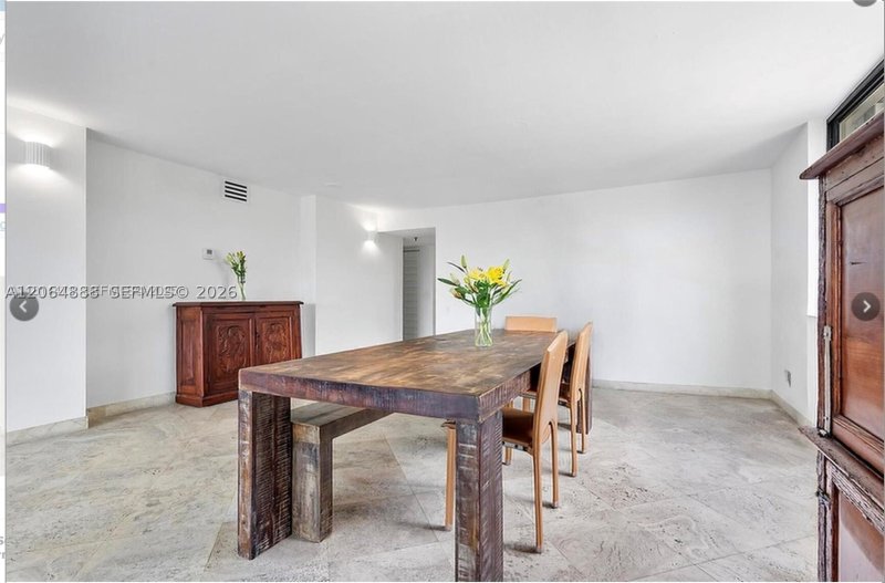Aluguel de apartamento no Coconut Grove Bayshore 4A