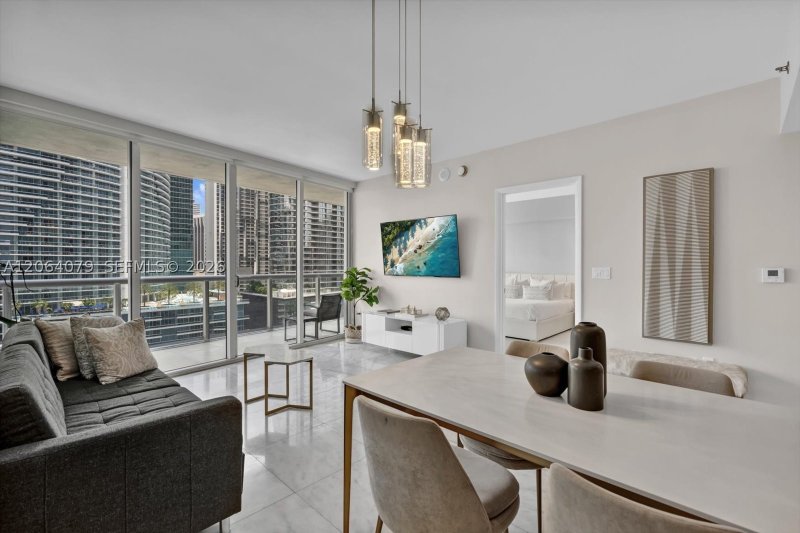 Condo for sale at Icon Brickell Viceroy 2103