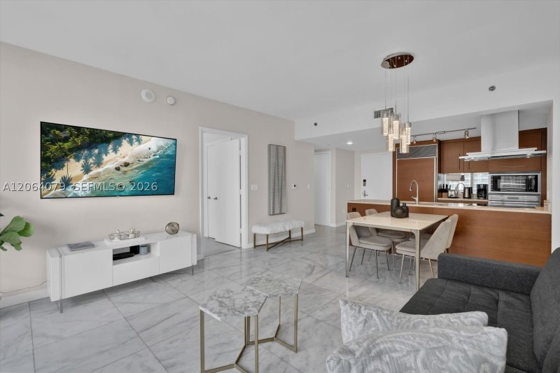 Condo for sale at Icon Brickell Viceroy 2103