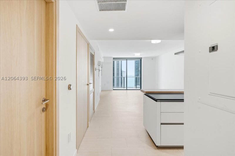 Aluguel de apartamento no Brickell Flatiron 3303