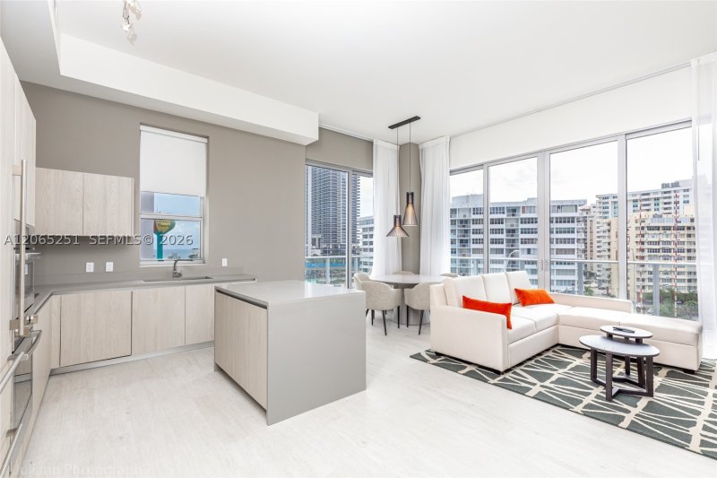 Condo for sale at Hyde Beach House R509