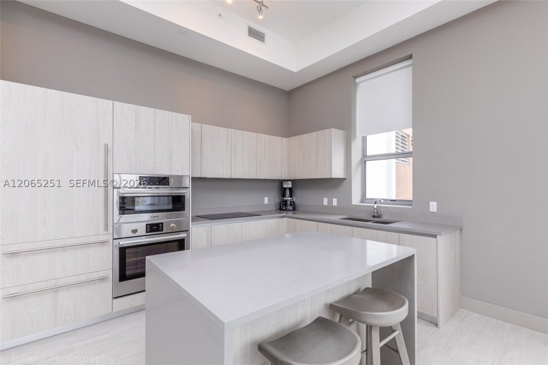 Condo for sale at Hyde Beach House R509