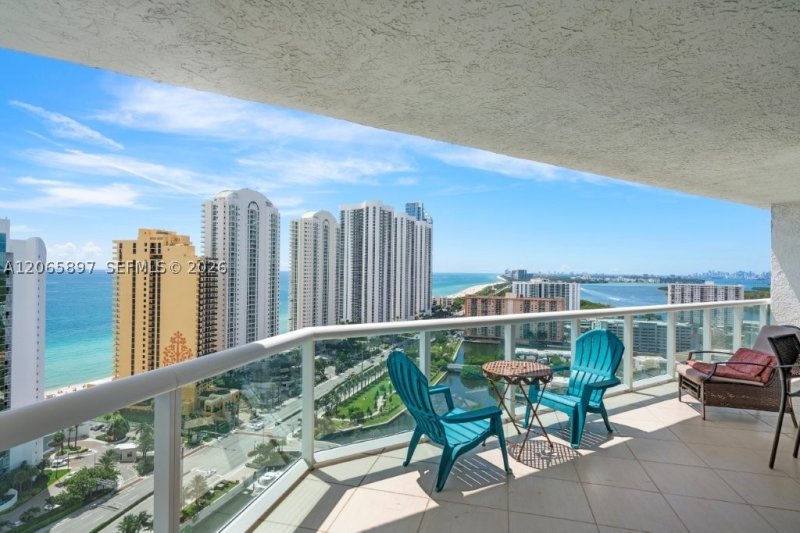 Oceania 4 Apt #2842
