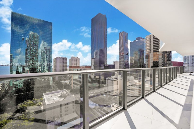 Aluguel de apartamento no Dua Miami - SLS Brickell Condo 1705