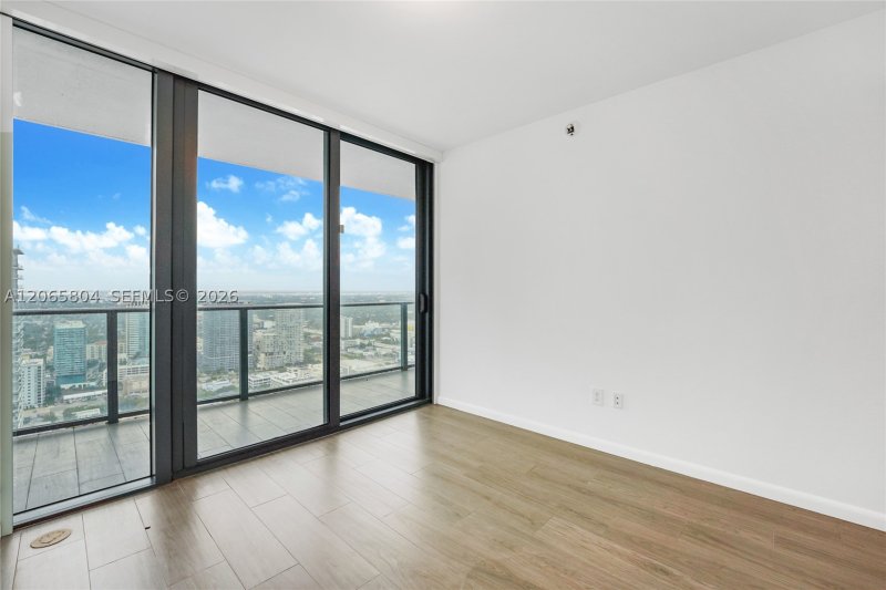 Condo for sale at One Paraiso 4404