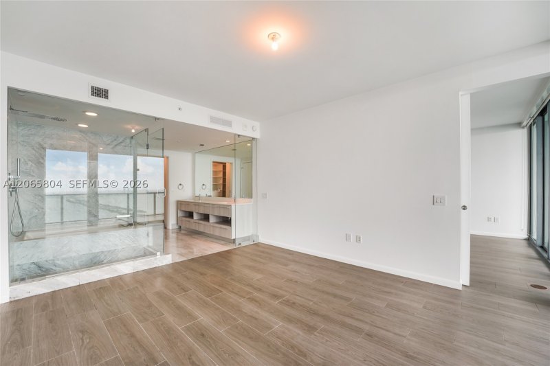 Condo for sale at One Paraiso 4404