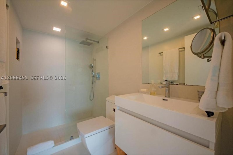 Apartment for rent at St Louis 704