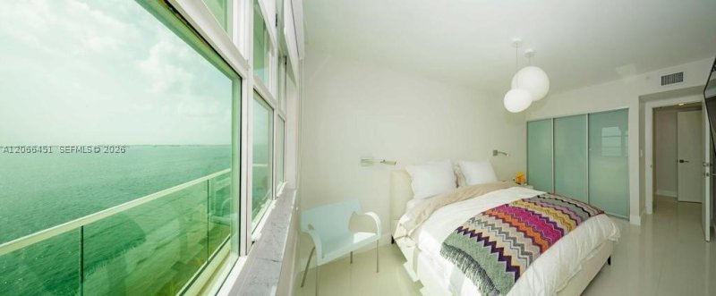 Apartment for rent at St Louis 704