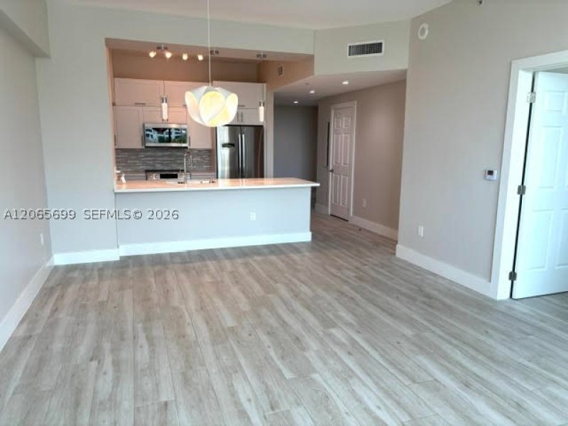 Comprar apartamento en 1300 Ponce 409