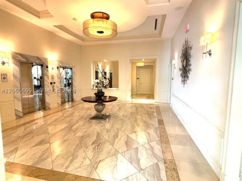 Comprar apartamento en 1300 Ponce 409
