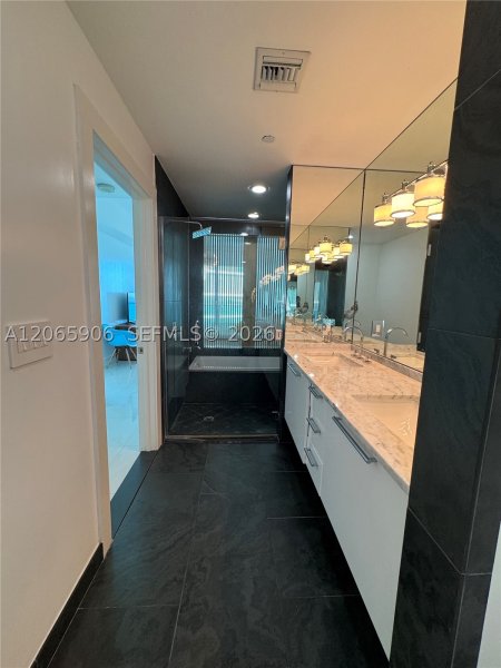 Aluguel de apartamento no 900 Biscayne 4410