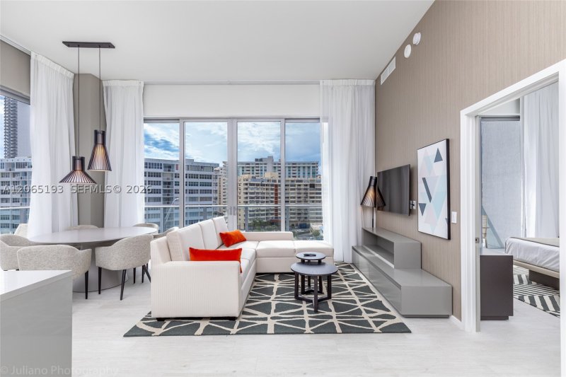 Condo for sale at Hyde Beach House R409