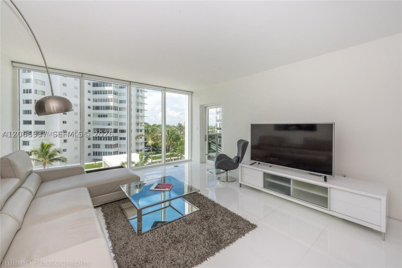 Aluguel de apartamento no Harbour House 416
