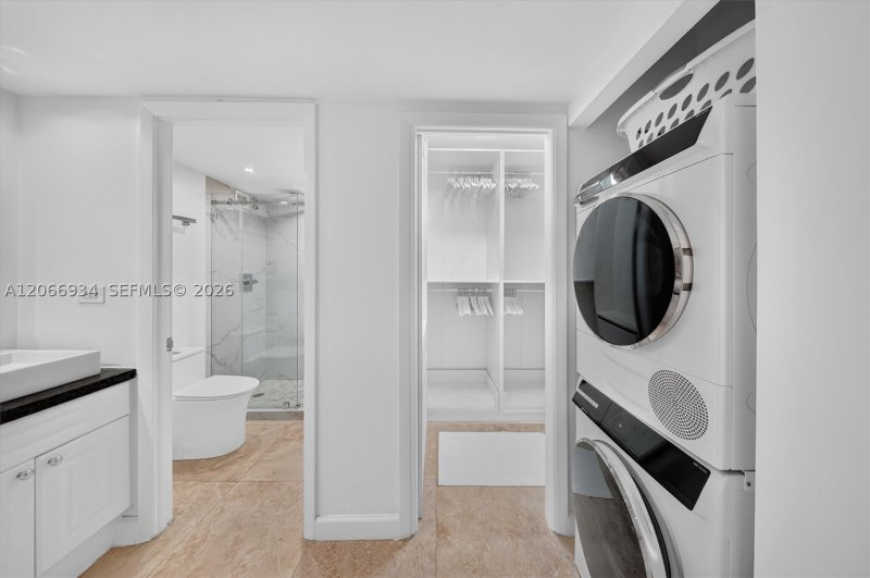 Property photo # 6