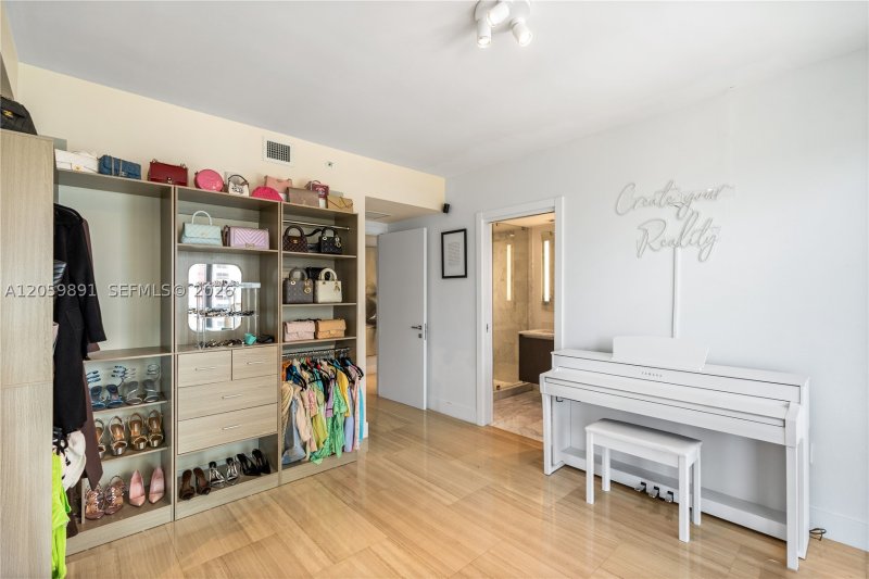 Condo for sale at Echo Brickell 1103