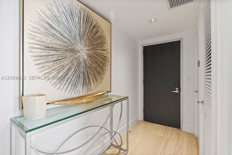 Condo for sale at Echo Brickell 1103