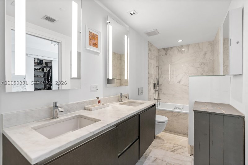 Condo for sale at Echo Brickell 1103