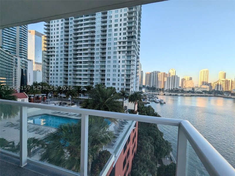 Alquiler de apartamento en Mark on Brickell 910