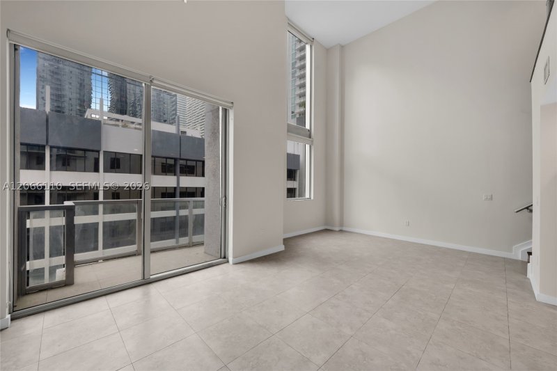 Comprar apartamento no Avenue on Brickell 1060 Tower 815