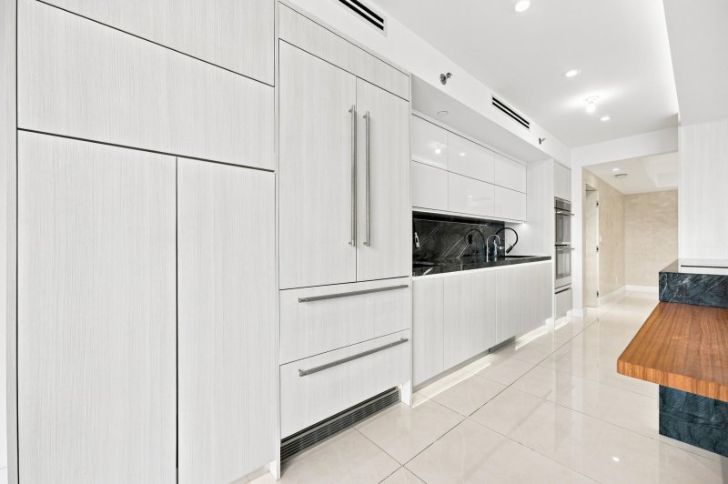 Comprar apartamento no 2000 Williams Island 2905