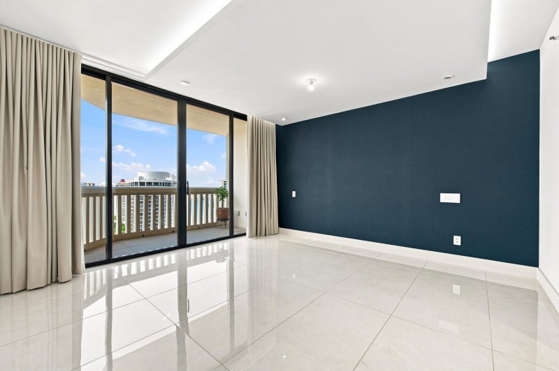 Comprar apartamento no 2000 Williams Island 2905