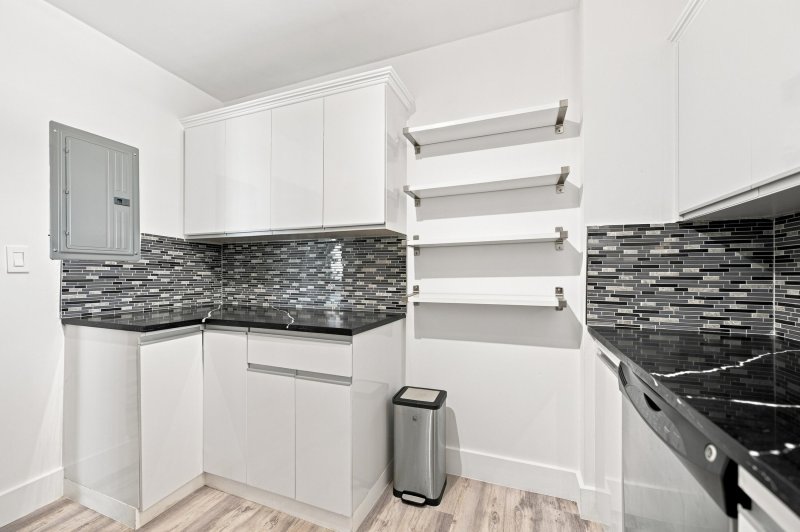 Aluguel de apartamento no Biscayne Cove PH10