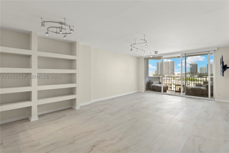 Alquiler de apartamento en Coral Isle East 904
