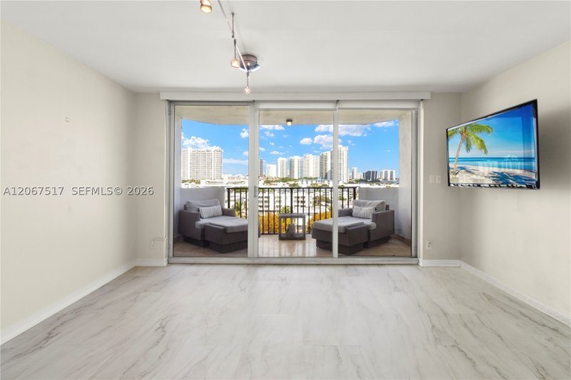Alquiler de apartamento en Coral Isle East 904