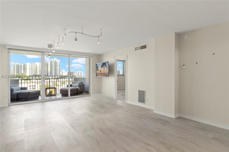 Alquiler de apartamento en Coral Isle East 904