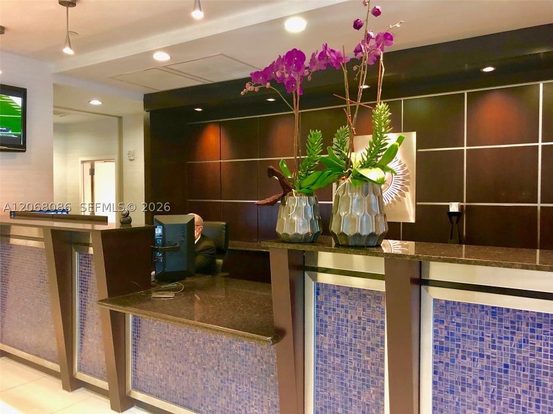 Condo for sale at 1800 Club 2708
