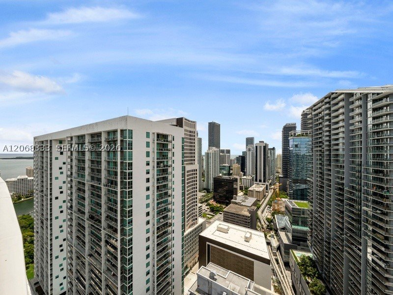 Comprar apartamento no Brickell on the River South 2310