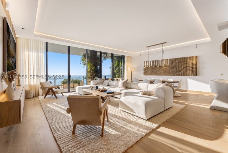 Alquiler de apartamento en Aria Reserve Miami PH-5902