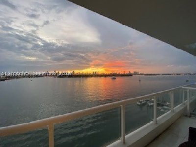 Bentley Bay North Apt #713