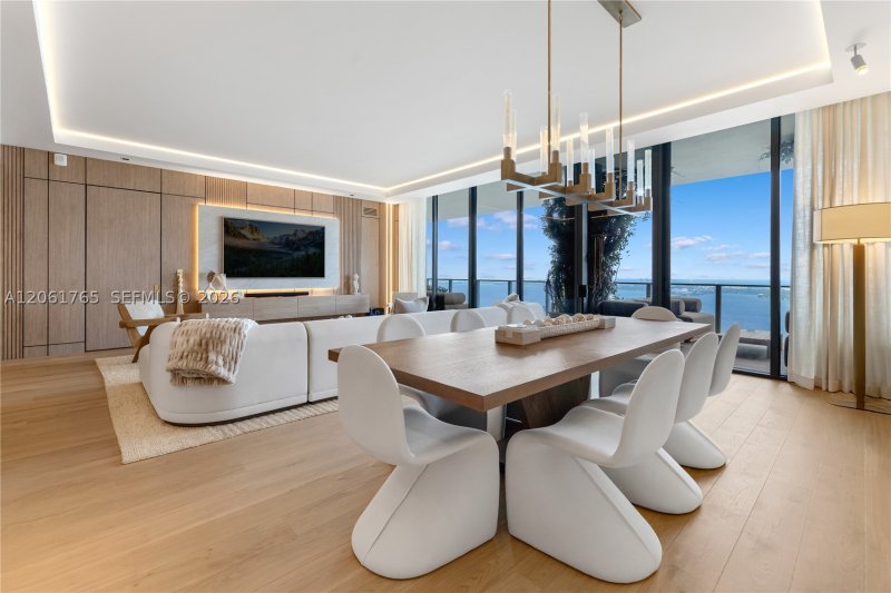 Comprar apartamento en Aria Reserve Miami PH-5902
