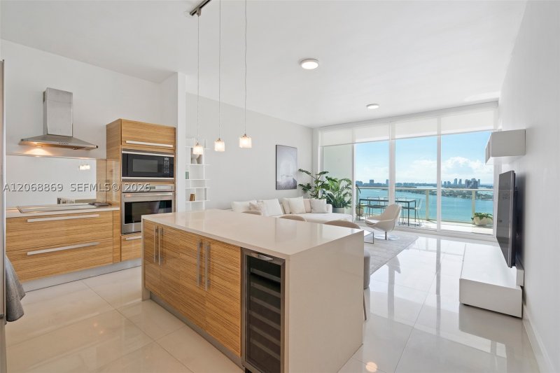 Apartment for rent at Paramount Bay 2105