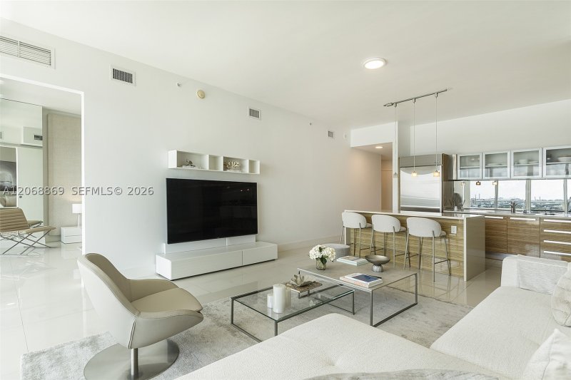 Apartment for rent at Paramount Bay 2105