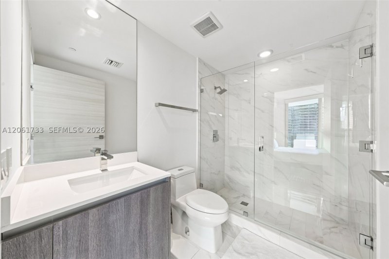 Comprar apartamento no SLS Lux Brickell 2502
