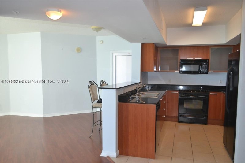 Property photo # 7