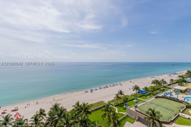 Comprar apartamento no Mansions at Acqualina 802