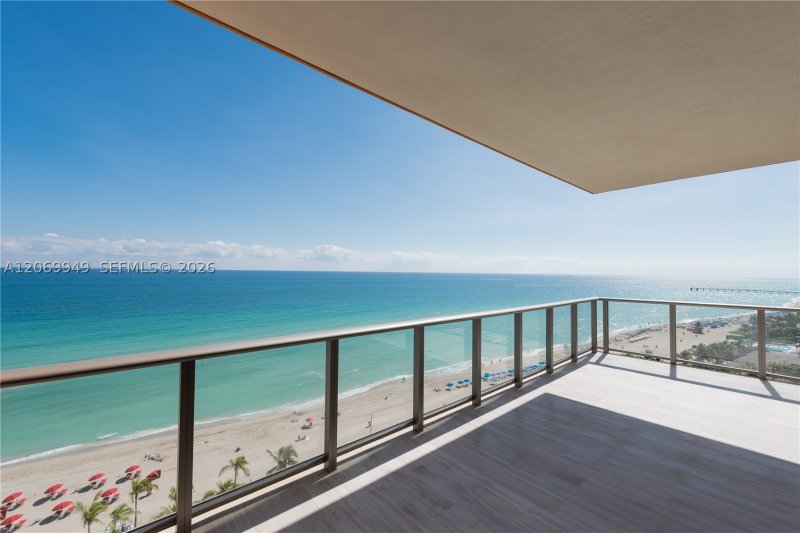 Apartment for rent at Mansions at Acqualina 802
