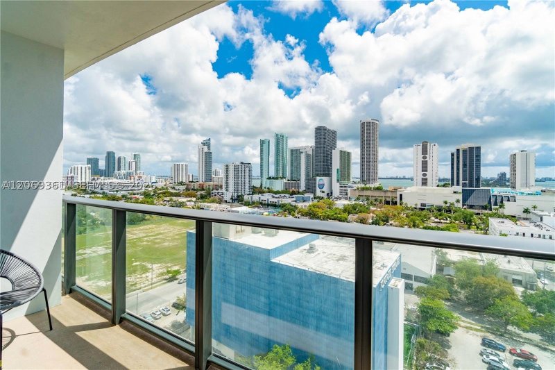 Alquiler de apartamento en Canvas 1204