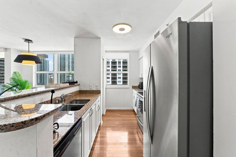 Comprar apartamento no Mark on Brickell 2802