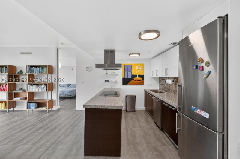 Property photo # 9